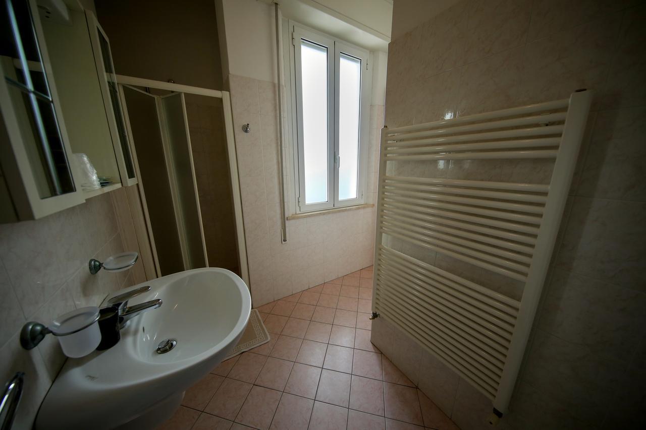 Hotel Petrarca ริมินี ภายนอก รูปภาพ