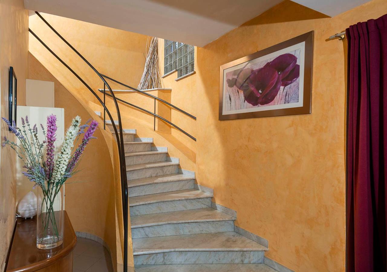 Hotel Petrarca ริมินี ภายนอก รูปภาพ